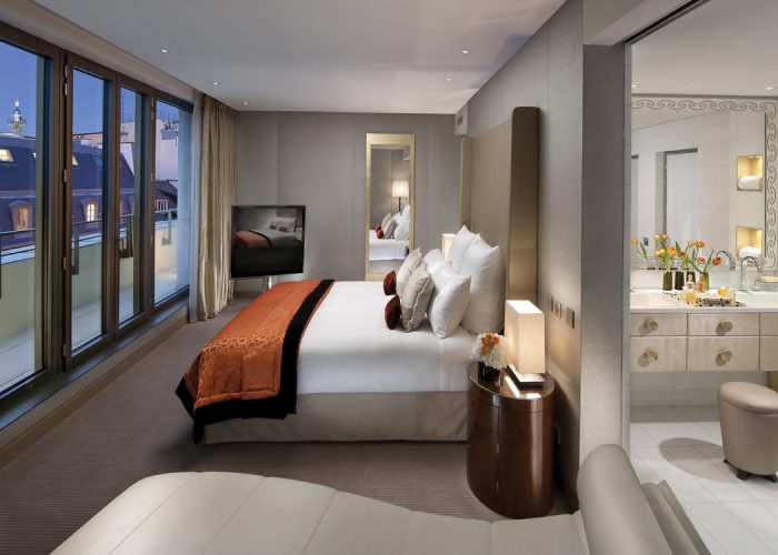 It’s Hard Not to Fall for Mandarin Oriental Paris and its Obsession for Perfection