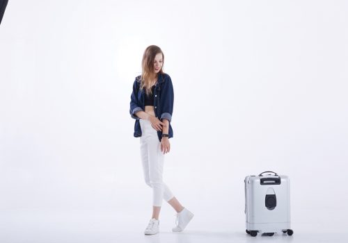 Airwheel smart luggage