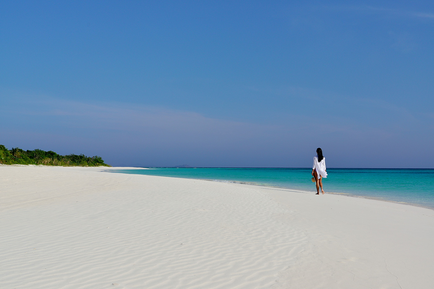 Amanpulo Beach heading South