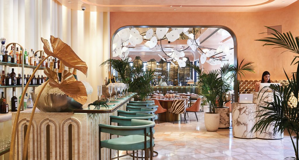 LVMH's White 1921 in St.Tropez :: NoGarlicNoOnions: Restaurant, Food, and  Travel Stories/Reviews - Lebanon
